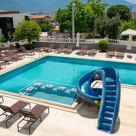 Moonstar Hotel 库萨达斯 外观 照片